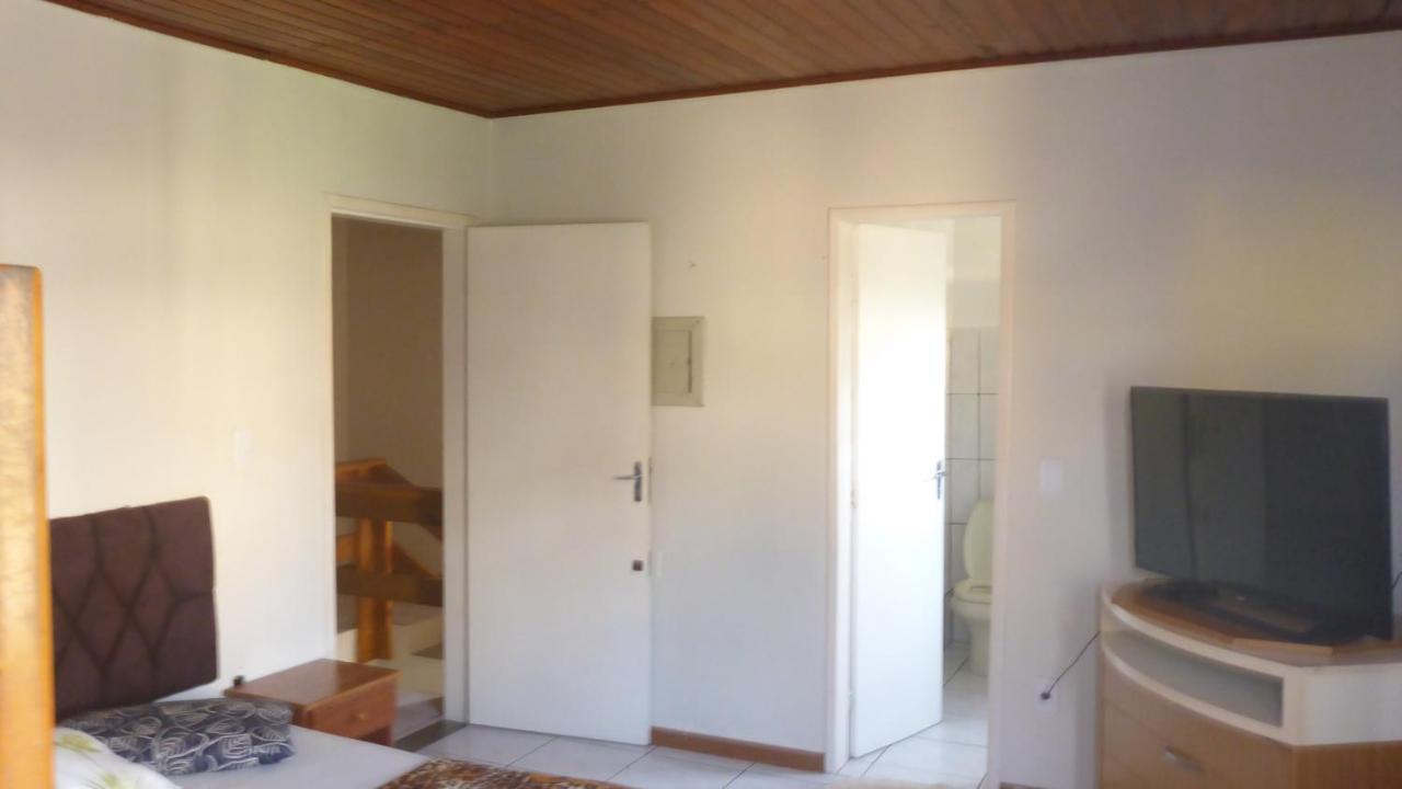 Hospedaria Caminho Do Sol Apartment Florianopolis Exterior photo